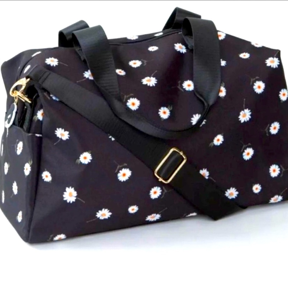 NWT Alice + Olivia Daisy print Duffel Bag